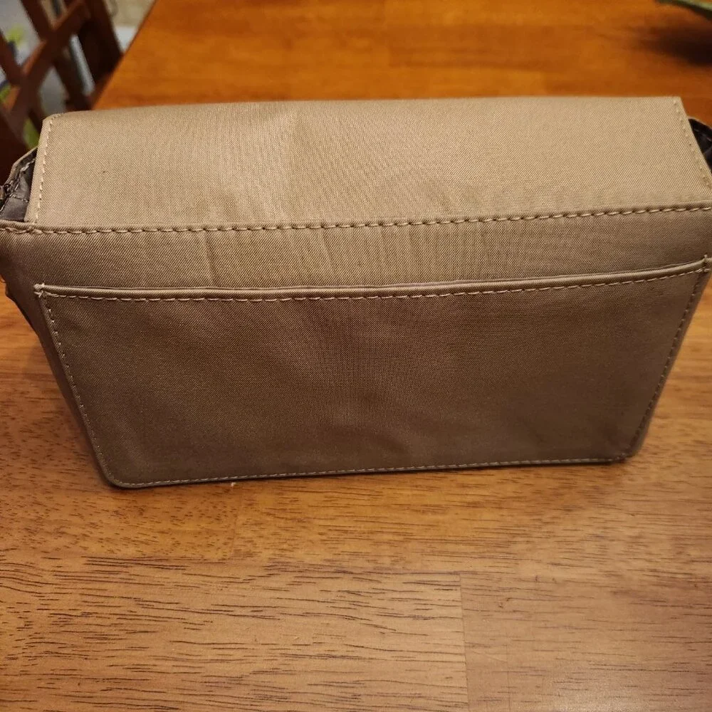 NEW Tote Savvy Small All Purpose Bag with Shoulder Strap, Changing Pad & Spot
